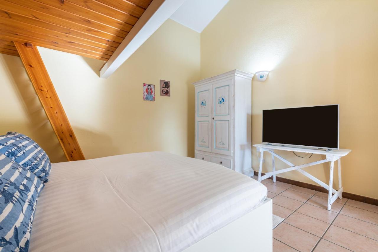 Villa Sureu Соланас Экстерьер фото