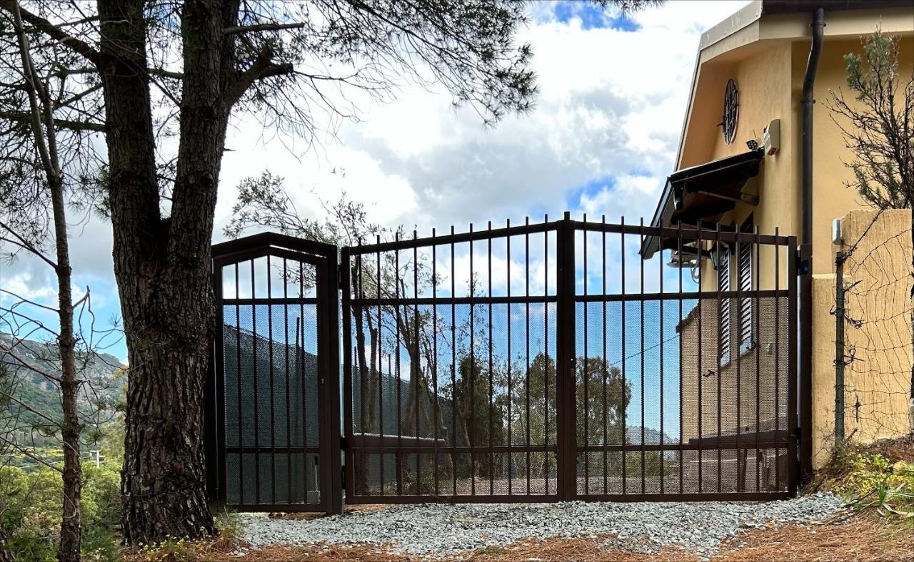 Villa Sureu Соланас Экстерьер фото